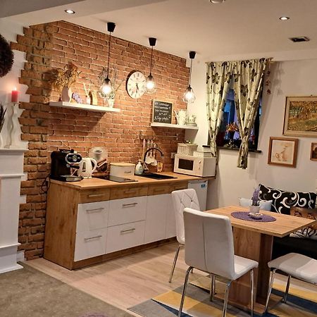 Apartament Lavender Еленя-Гура Экстерьер фото