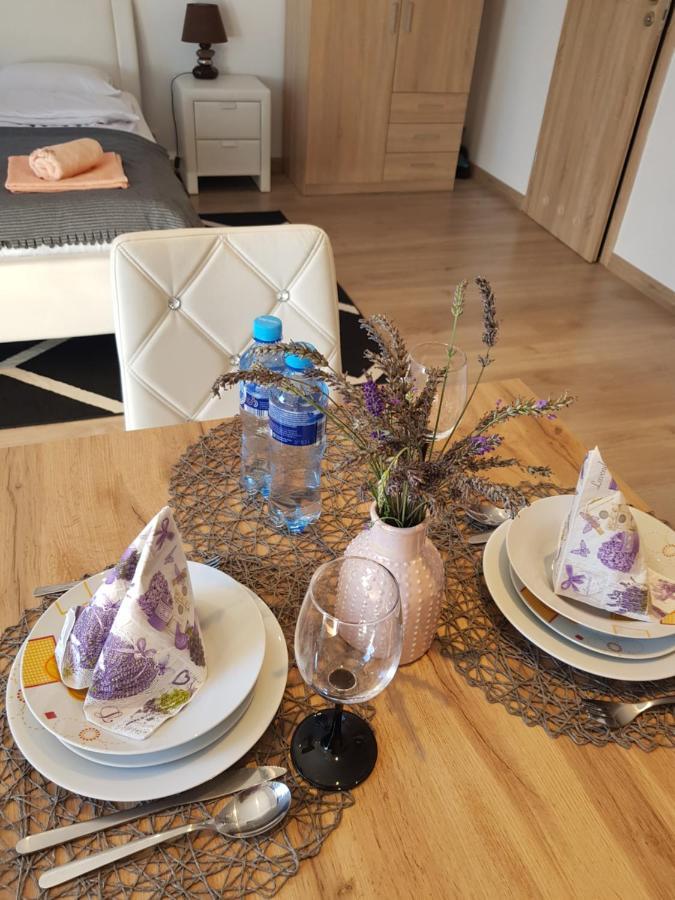 Apartament Lavender Еленя-Гура Экстерьер фото