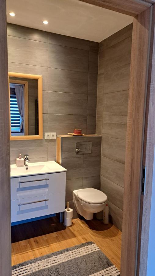 Apartament Lavender Еленя-Гура Экстерьер фото
