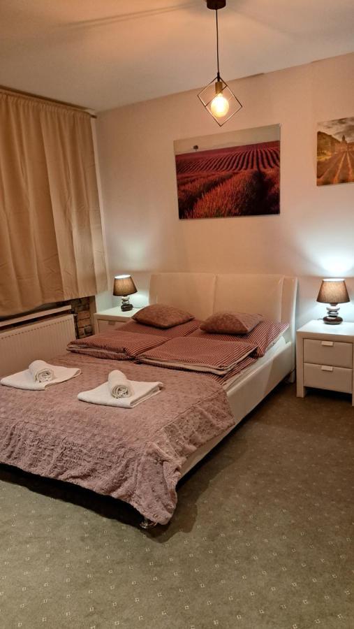 Apartament Lavender Еленя-Гура Экстерьер фото