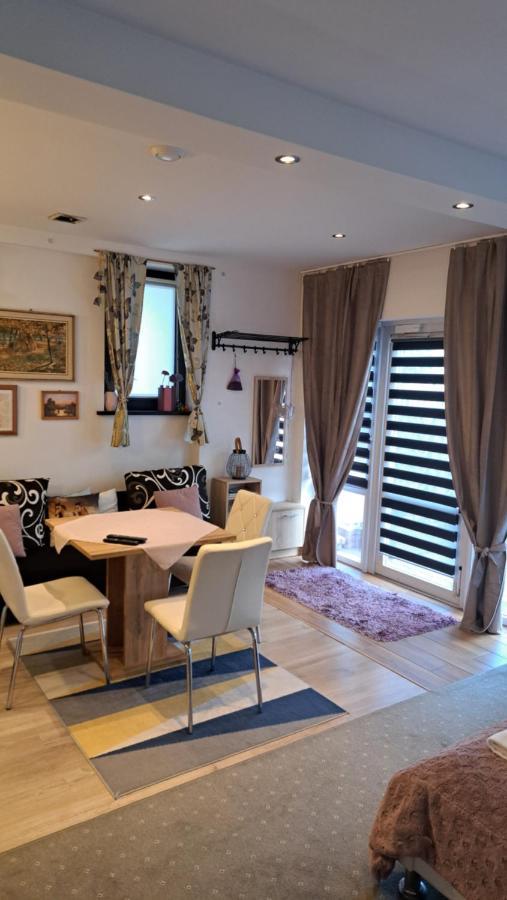 Apartament Lavender Еленя-Гура Экстерьер фото